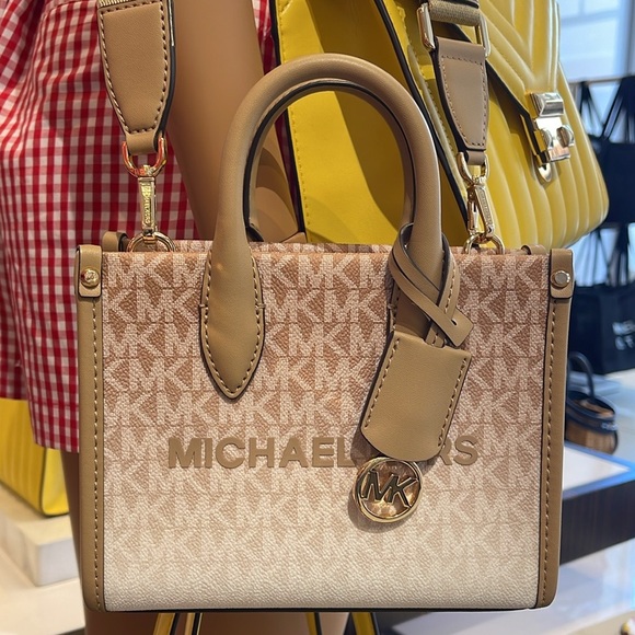 Michael Kors Mirella Extra-Small Ombré Logo Crossbody XBODY Shopper 
Camel 
NWT - Picture 1 of 16